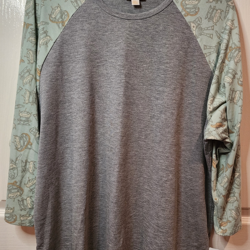 LulaRoe Randy Toy Story Gray and Green Raglan Sleeve Shirt Size 3xl